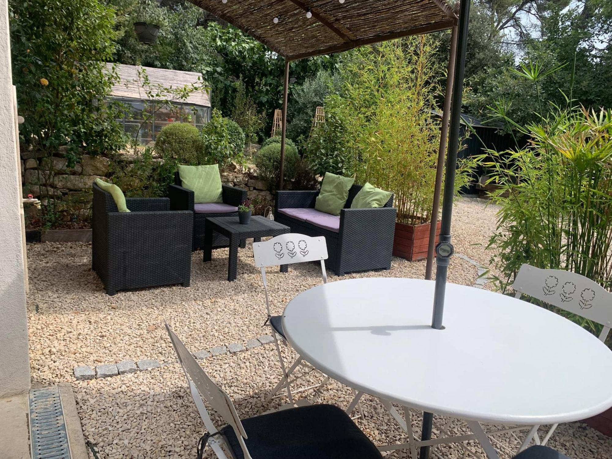 Maison D'Hotes Les Jardinettes En Luberon Villelaure ภายนอก รูปภาพ